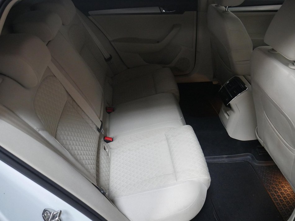 Škoda Superb III 2.0 TSI Style