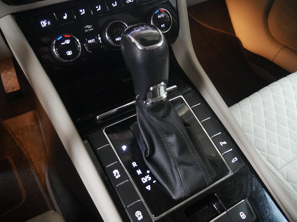 Škoda Superb III 2.0 TSI Style