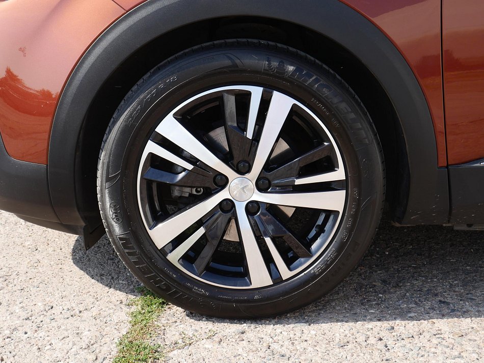 Peugeot 3008 1.2 PT Allure