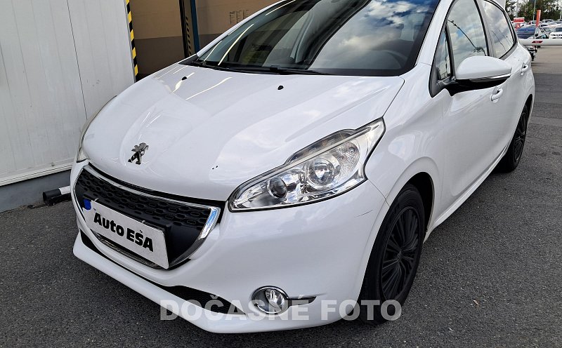 Peugeot 208 1.2pt 