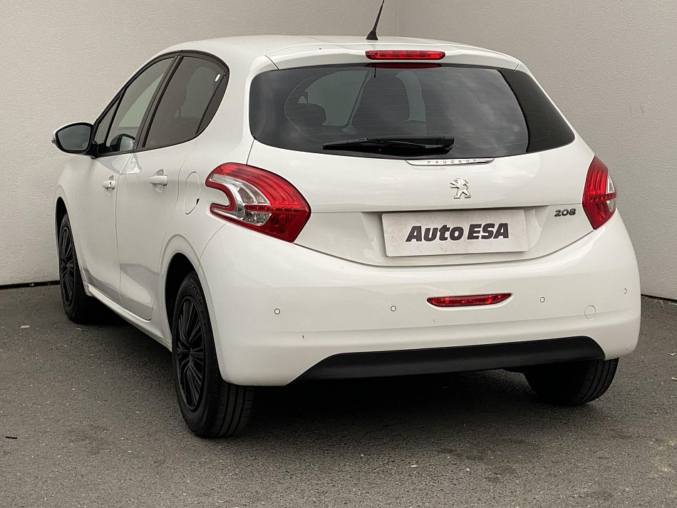 Peugeot 208 1.2 VTi 