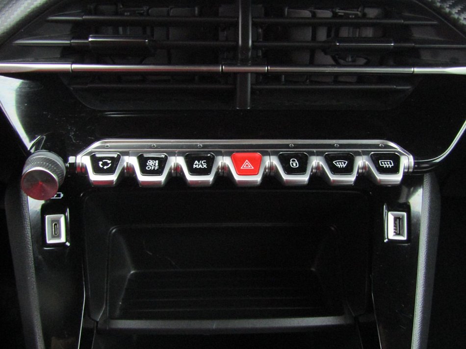 Peugeot 2008 1.2 PT Style