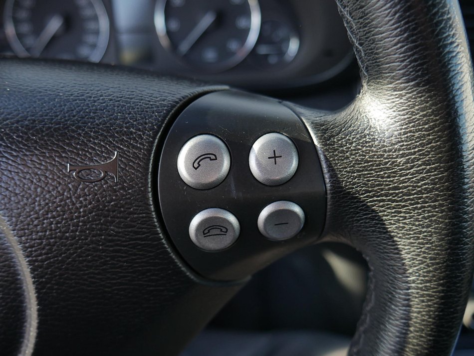 Mercedes-Benz Třída C 1.8 i 