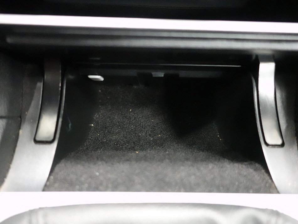 Škoda Octavia II 1.6i 