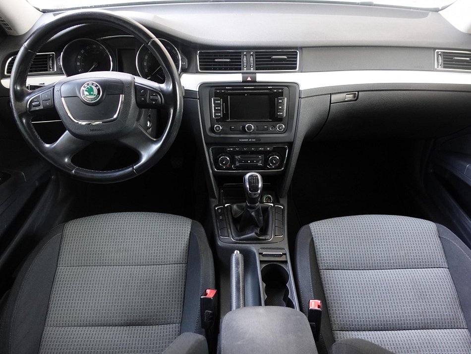 Škoda Superb II 2.0 TDi 