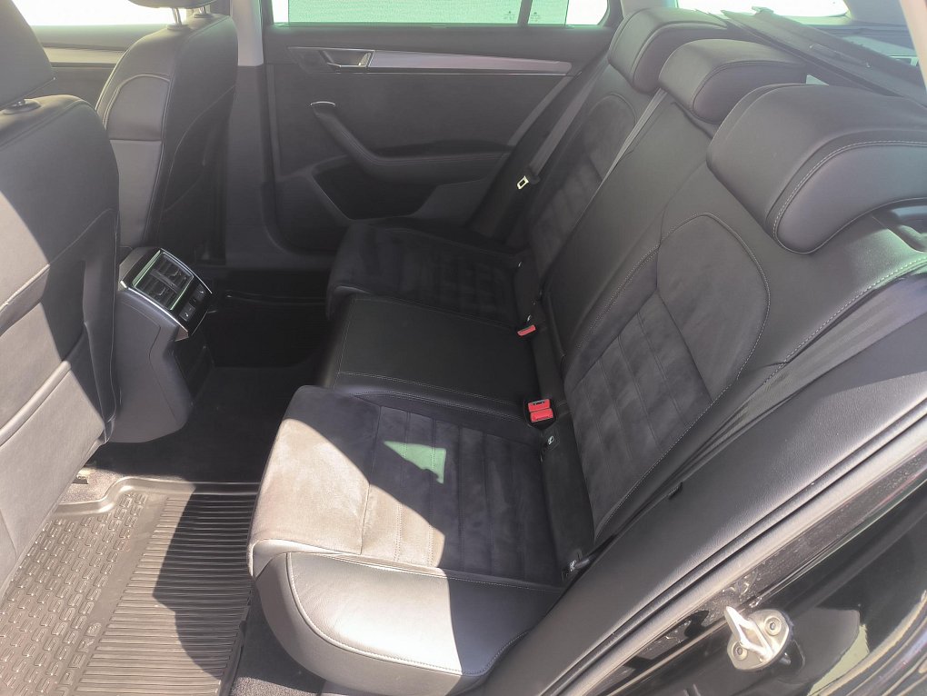 Škoda Superb III 2.0 TSi Scout 4x4