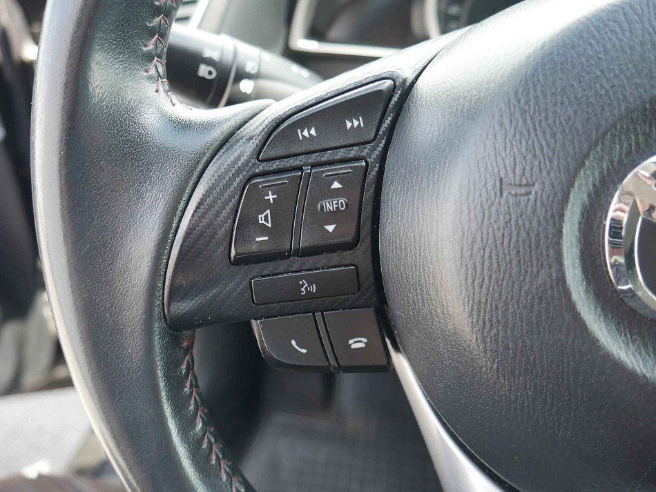 Mazda 3 2.0i 