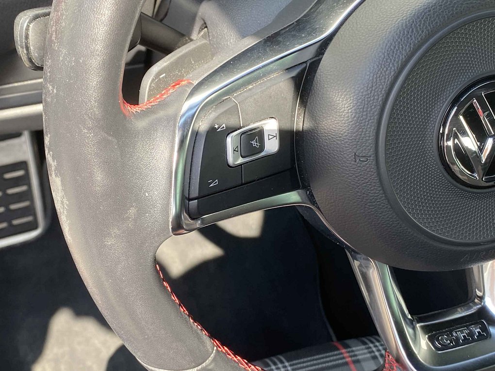 Volkswagen Golf 2.0 TSi GTi