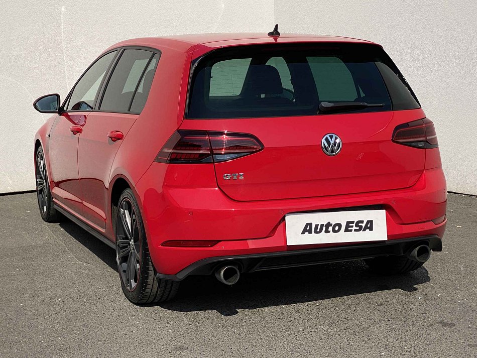 Volkswagen Golf 2.0 TSi GTi