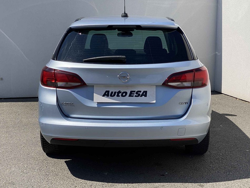 Opel Astra 1.6CDTi 