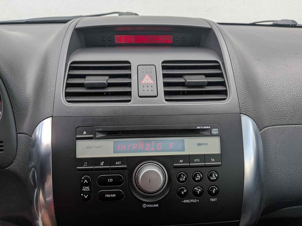 Suzuki SX4 1.6 i  4x4