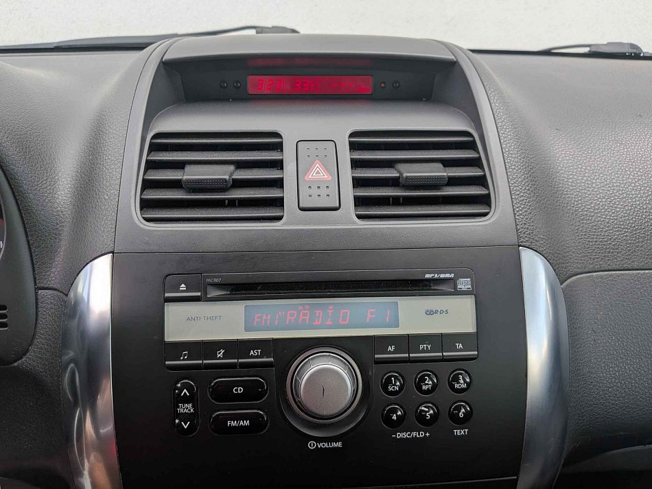 Suzuki SX4 1.6 i  4x4
