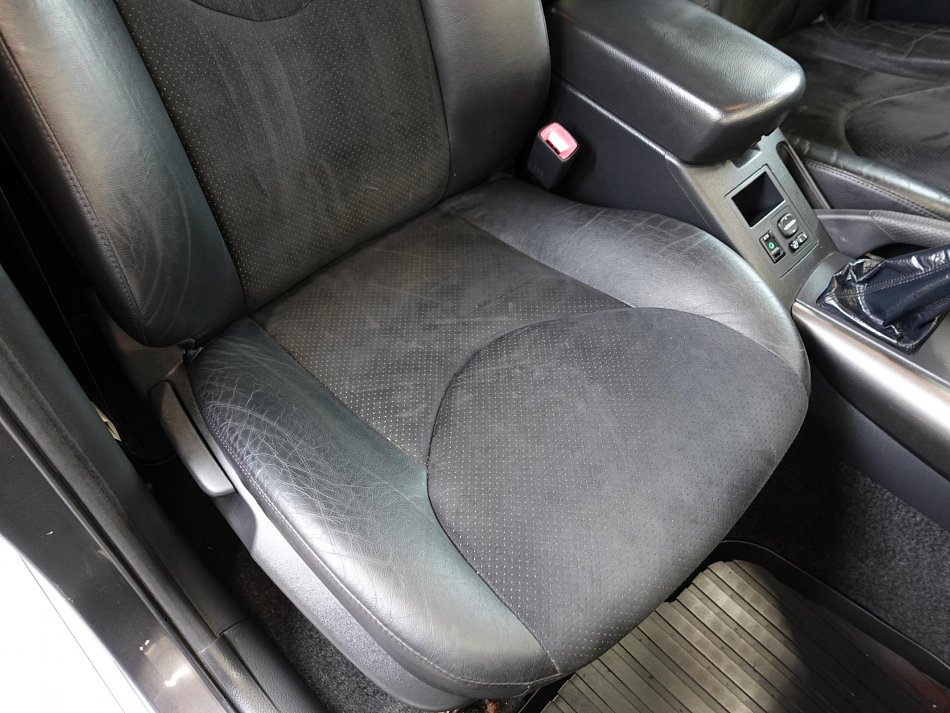 Toyota RAV4 2.0 i  4x4