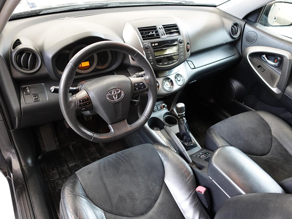 Toyota RAV4 2.0 i  4x4
