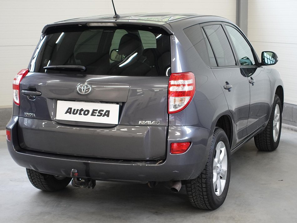 Toyota RAV4 2.0 i  4x4