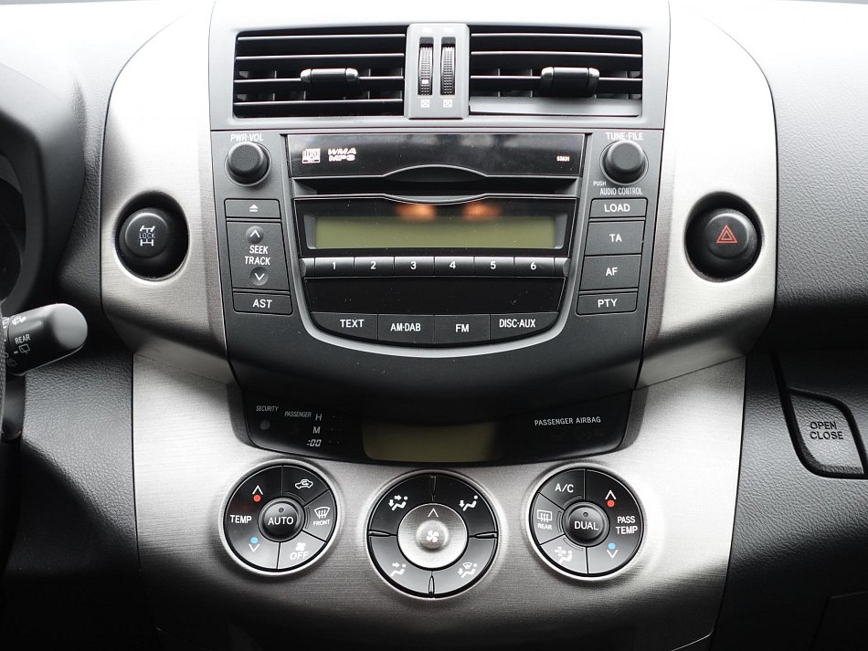 Toyota RAV4 2.0 i  4x4