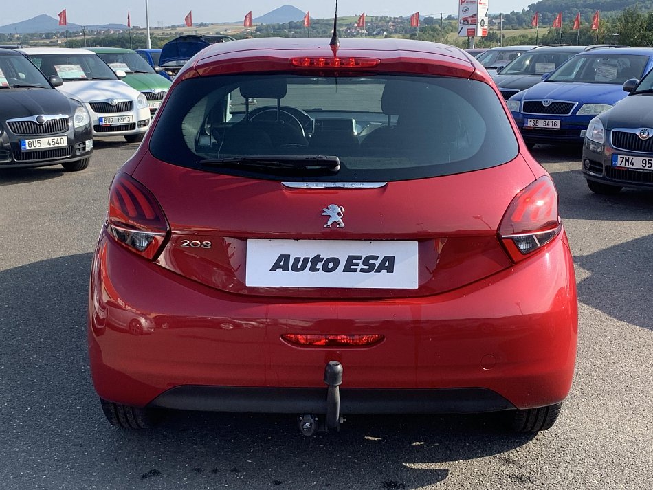 Peugeot 208 1.2i 