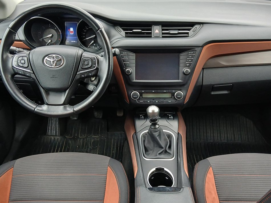 Toyota Avensis 2.0 D4D Trend