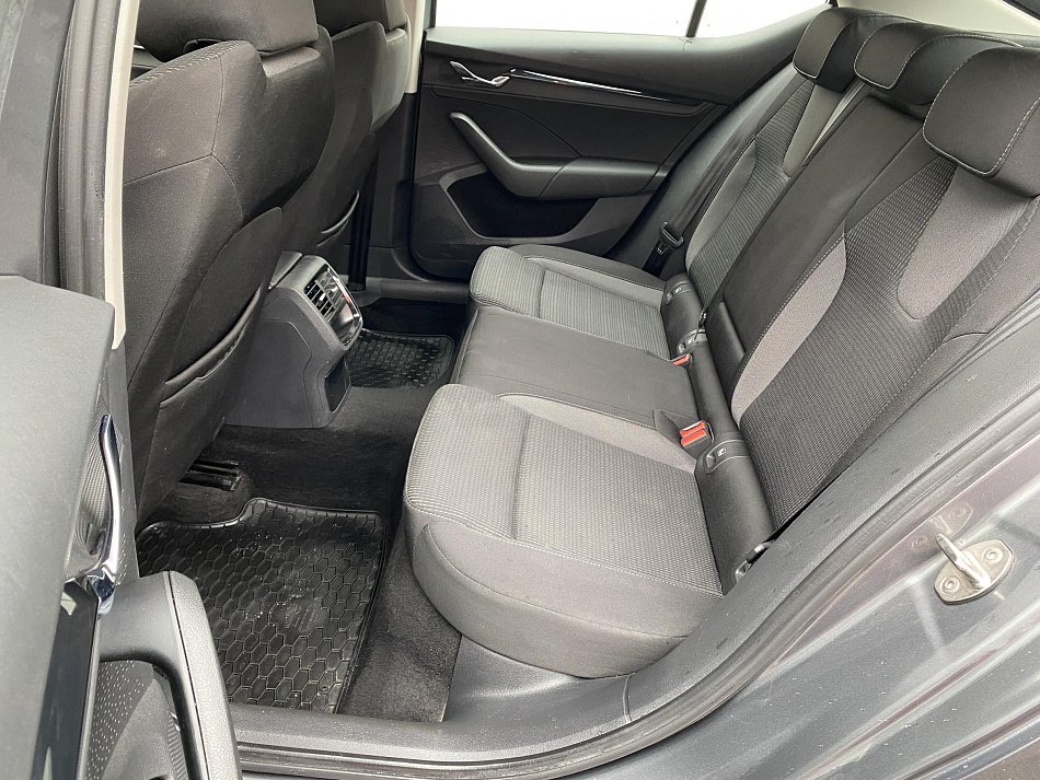 Škoda Octavia IV 2.0 TDi Ambition