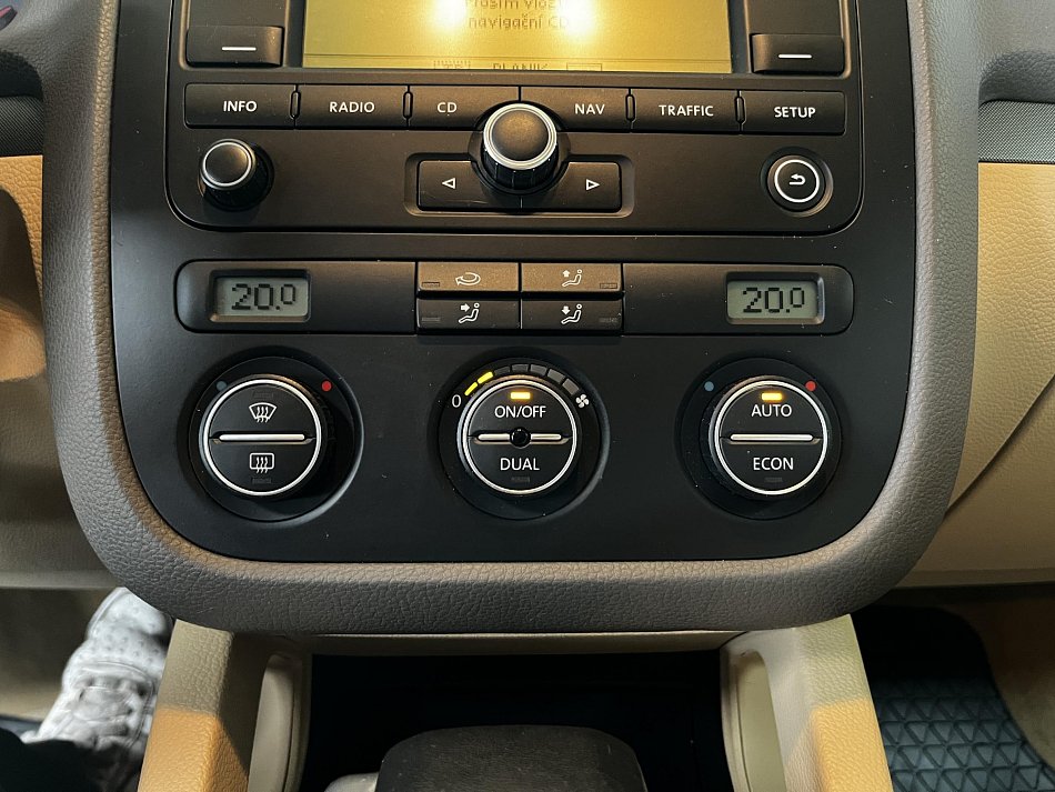 Volkswagen Jetta 1.6 i 