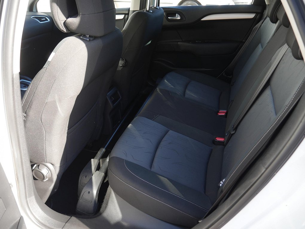 Citroën C4 1.6 VTi 