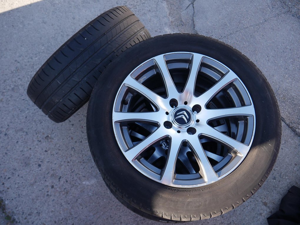 Citroën C4 1.6 VTi 
