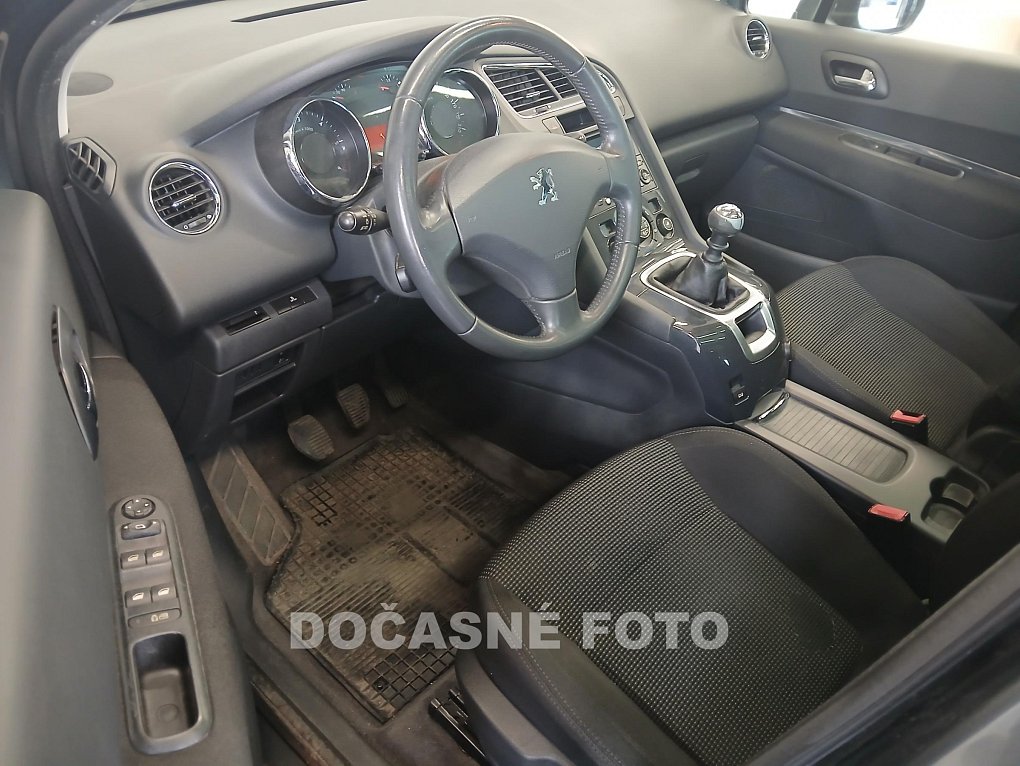 Peugeot 5008 1.6Hdi 
