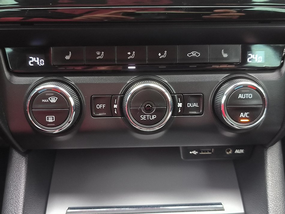 Škoda Octavia III 2.0TDi Elegance