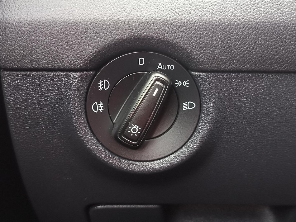 Škoda Octavia III 2.0TDi Elegance