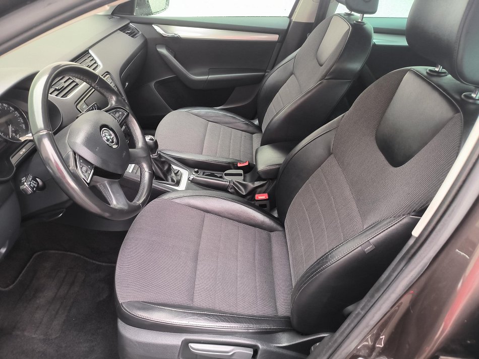 Škoda Octavia III 2.0TDi Elegance