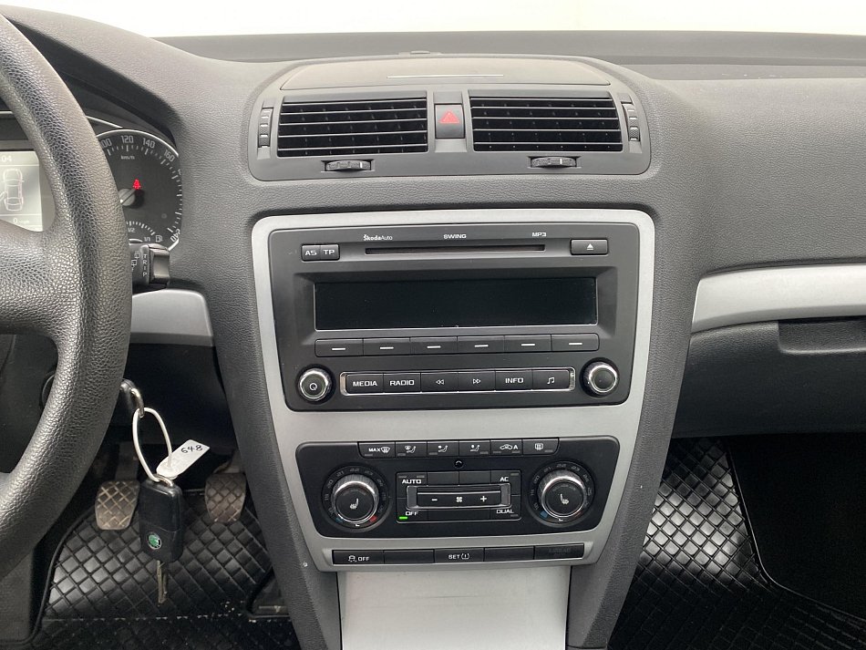 Škoda Octavia II 2.0 TDI Family