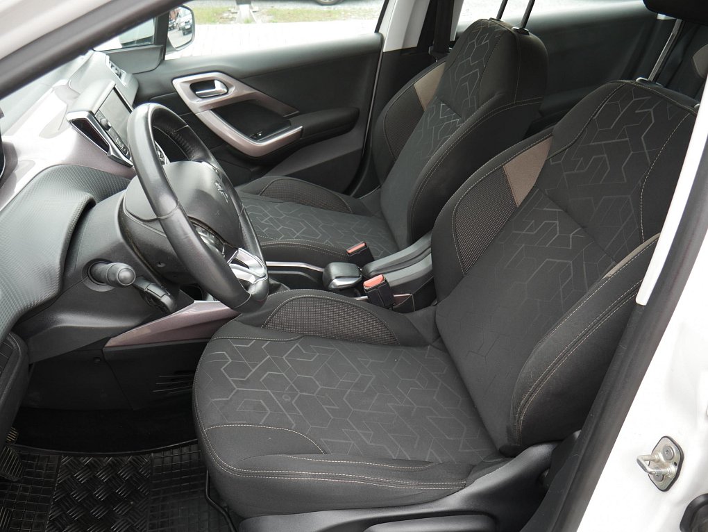 Peugeot 2008 1.6 HDI 