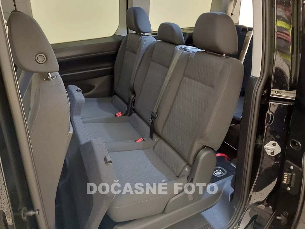 Volkswagen Caddy 2.0TDi Life MAXi 7míst