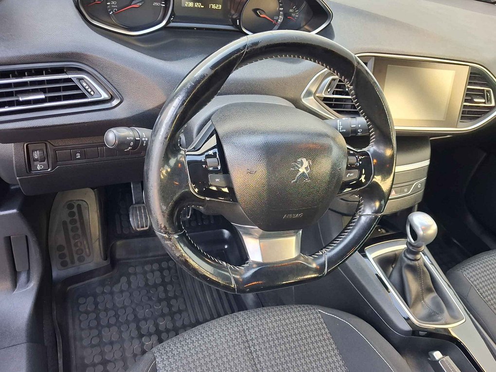 Peugeot 308 1.5HDi 
