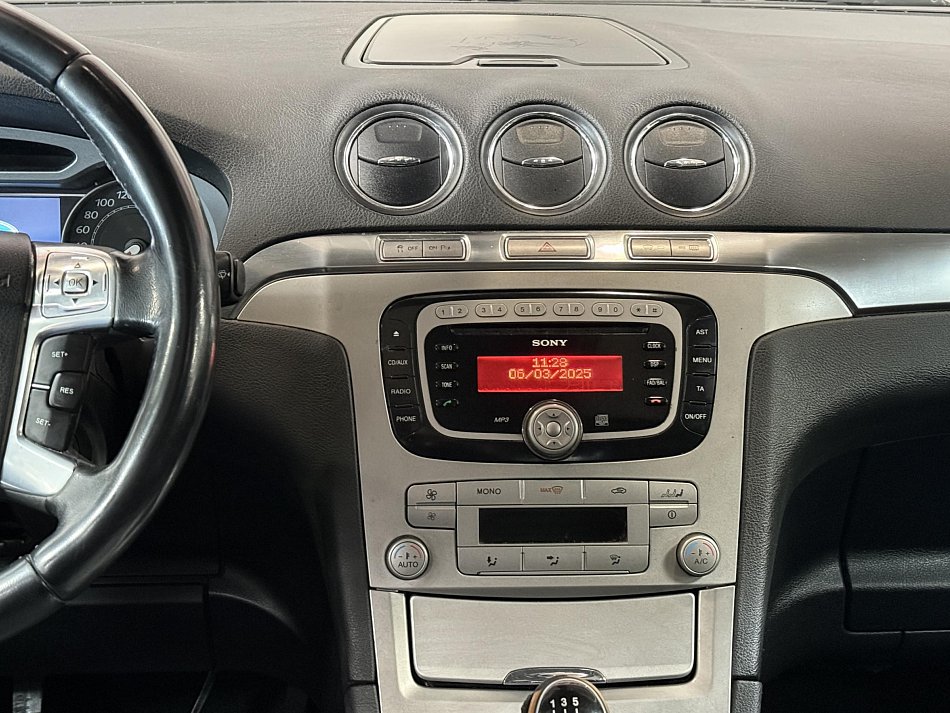 Ford Galaxy 2.2 TDCi 