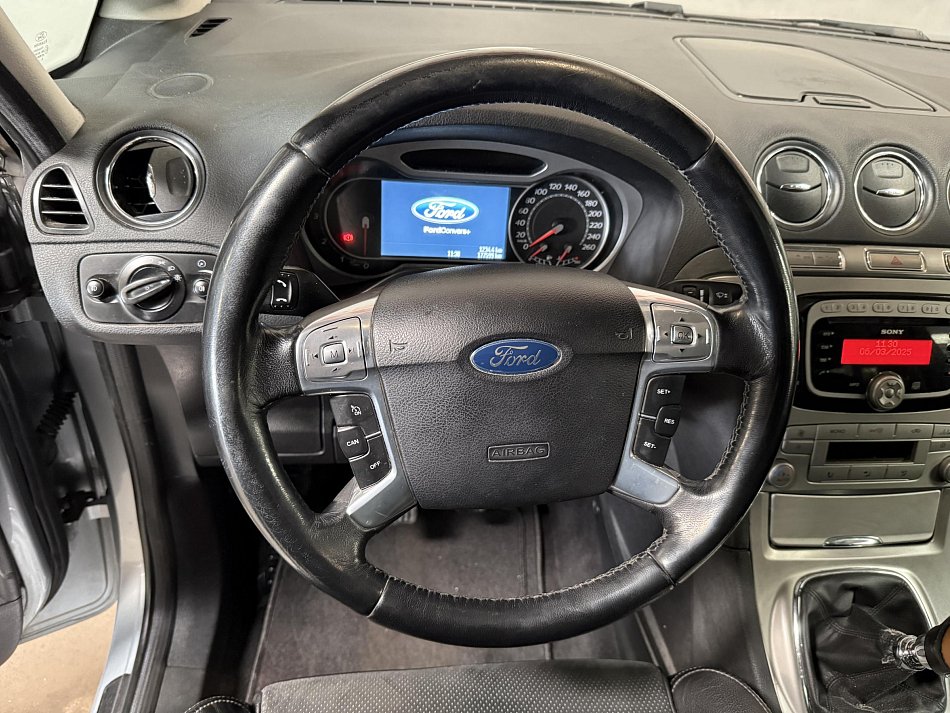 Ford Galaxy 2.2 TDCi 