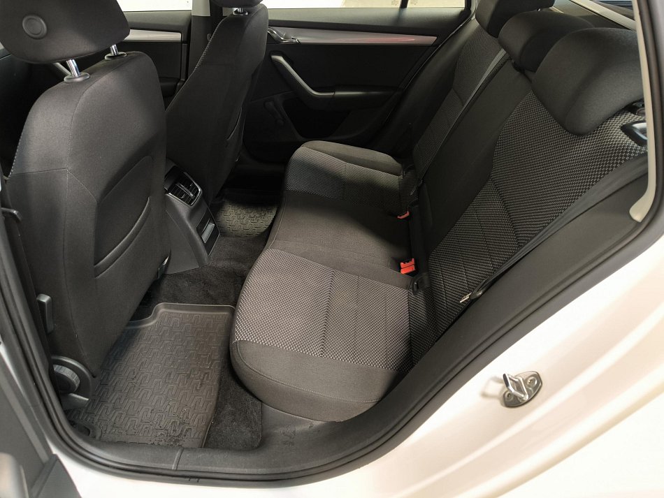 Škoda Octavia III 1.6 TDI 