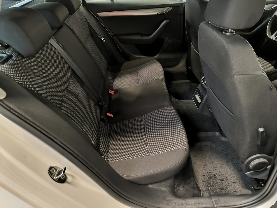 Škoda Octavia III 1.6 TDI 