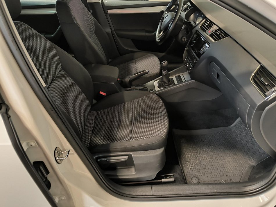 Škoda Octavia III 1.6 TDI 