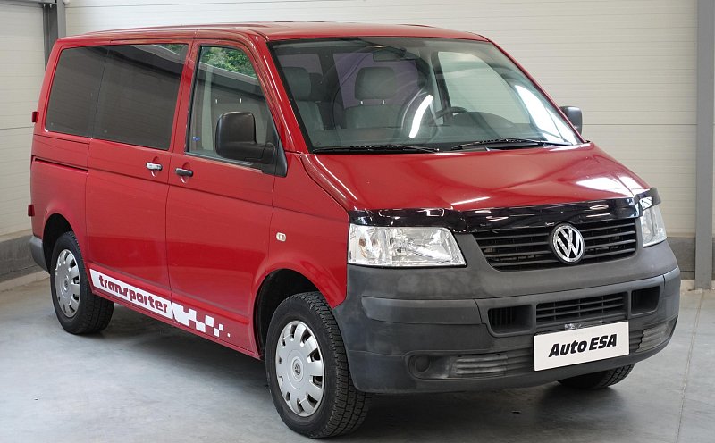Volkswagen Transporter 2.5TDi  6míst