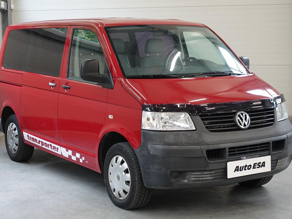 Volkswagen Transporter 2.5TDi  6míst