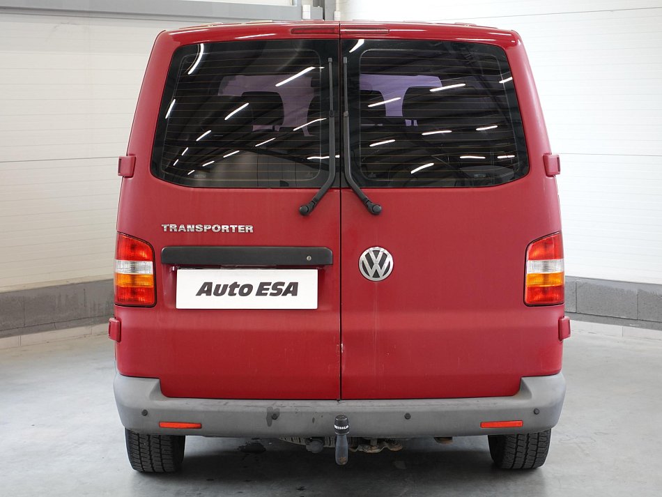 Volkswagen Transporter 2.5TDi  6míst