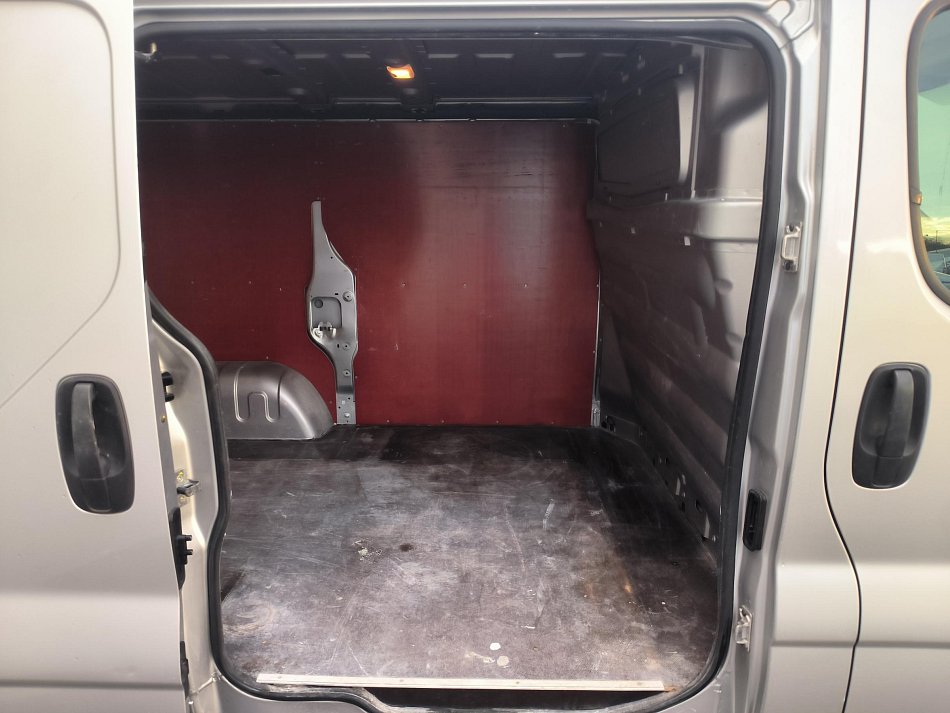 Renault Trafic 2.0dCi  L1H1