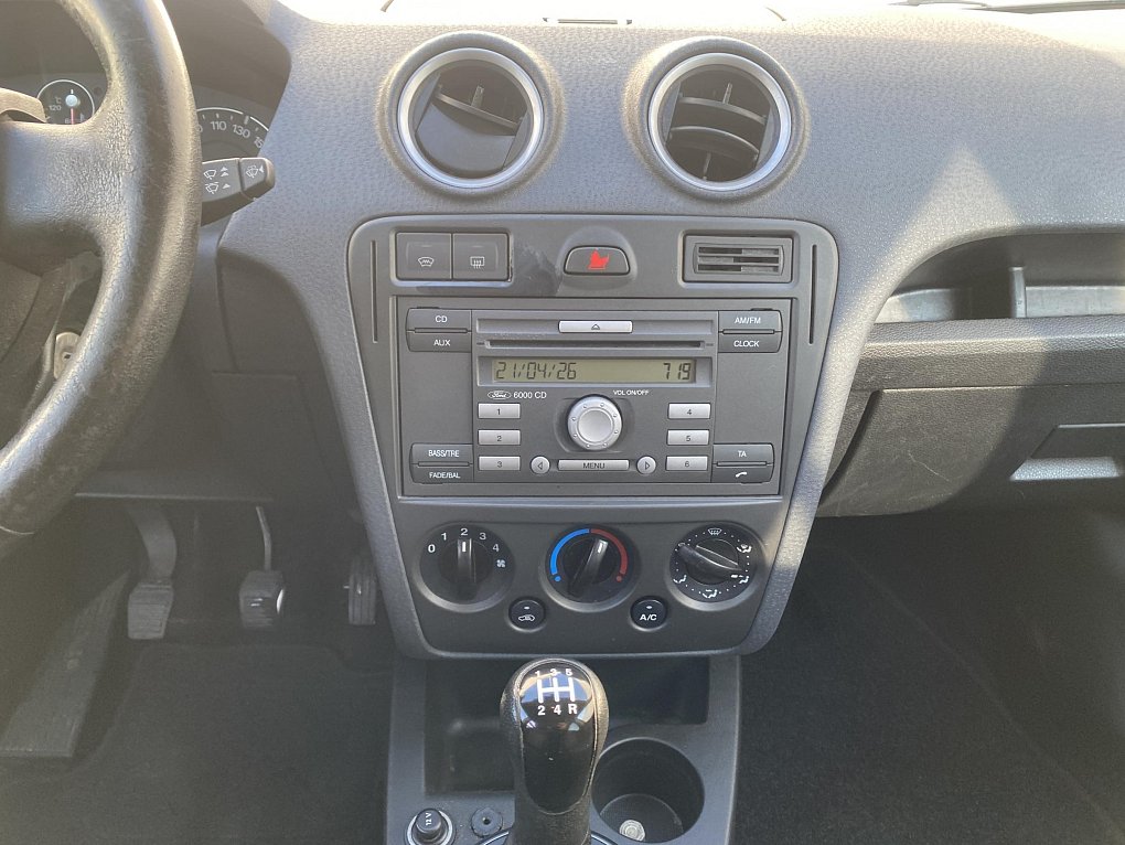 Ford Fusion 1.4i 