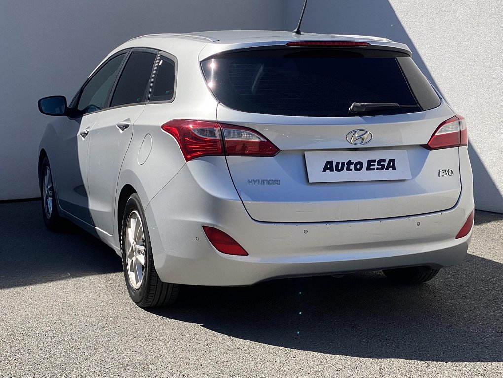 Hyundai I30 1.6CRDi Trikolor