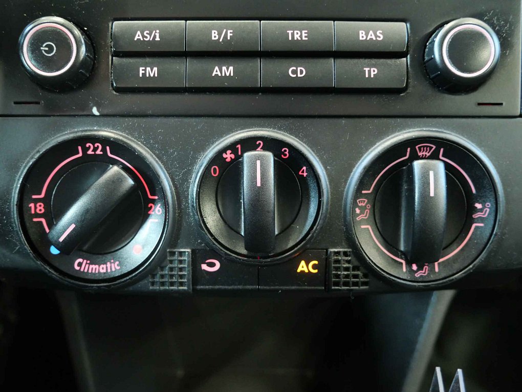 Volkswagen Polo 1.4MPI 