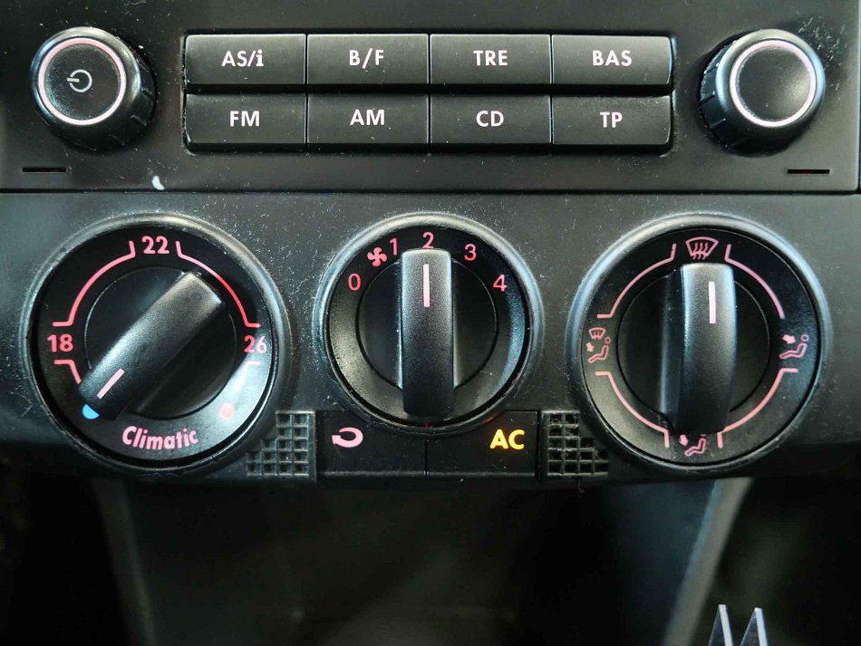 Volkswagen Polo 1.4MPI 