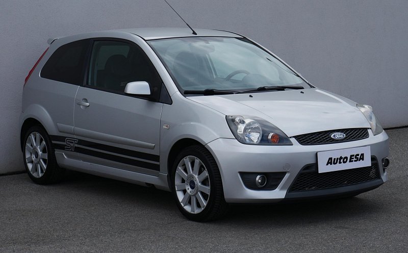 Ford Fiesta 2.0i 