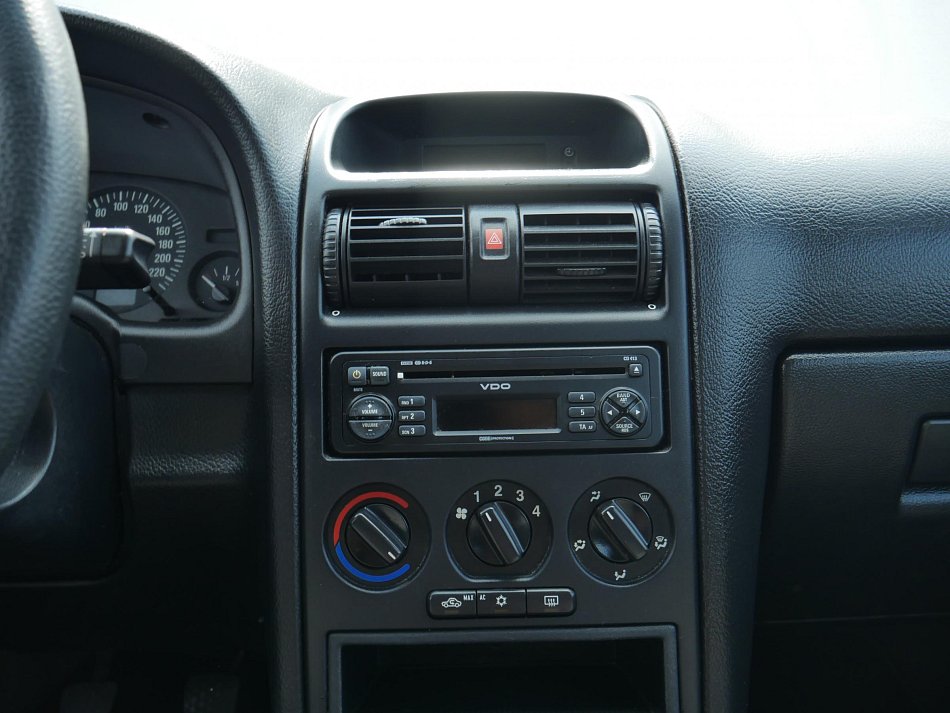 Opel Astra 1.4 i 