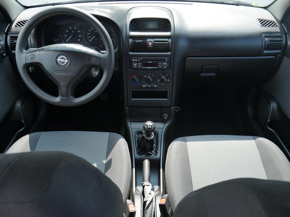 Opel Astra 1.4 i 